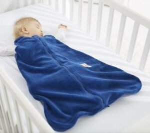 Gunapod Wearable Blanket - Small by: Gunamuna