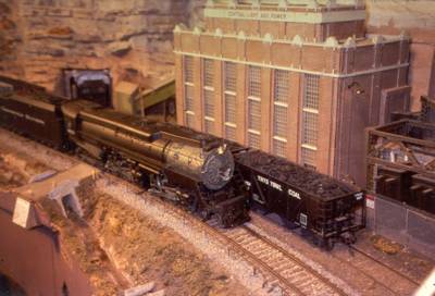 O Scale Lionel Train Sets, Buildings, Rolling Stock, Scenery and Track