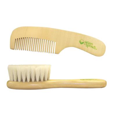 Wooden Brush and Comb Set by: Green Sprouts